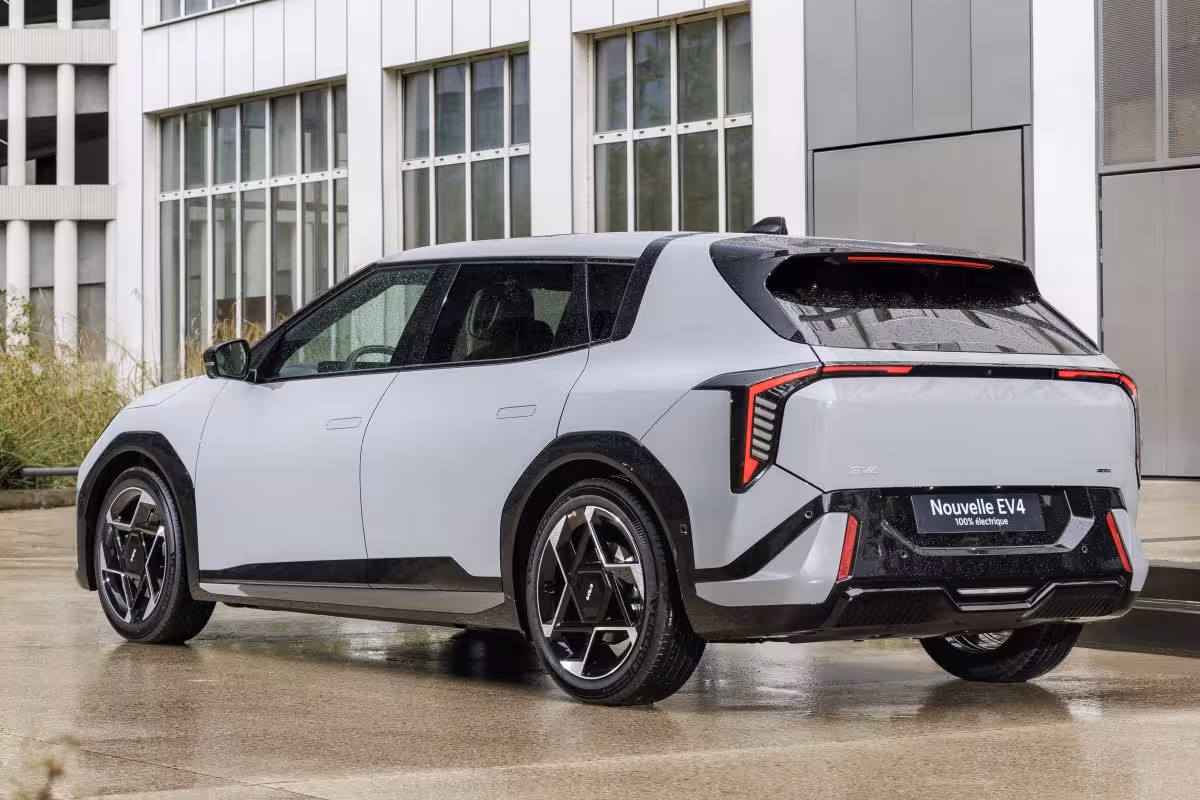 Kia EV4