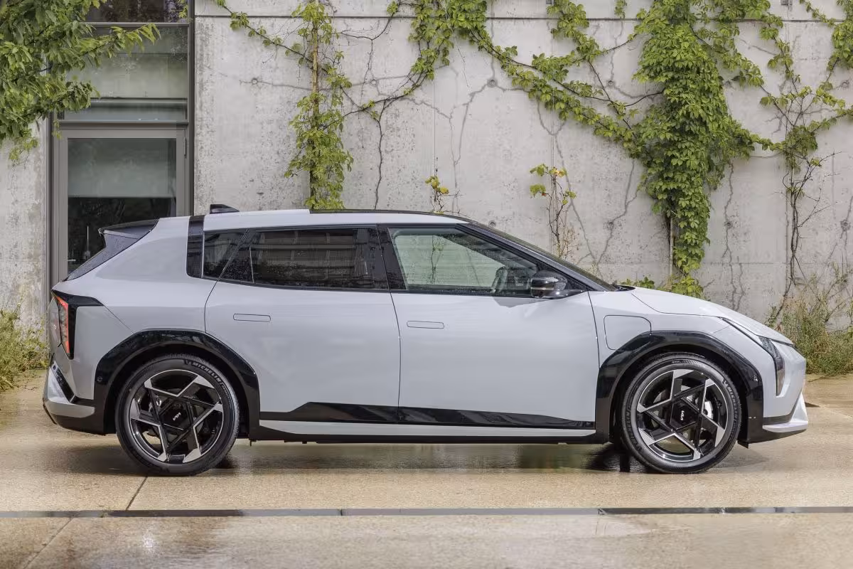 Kia EV4