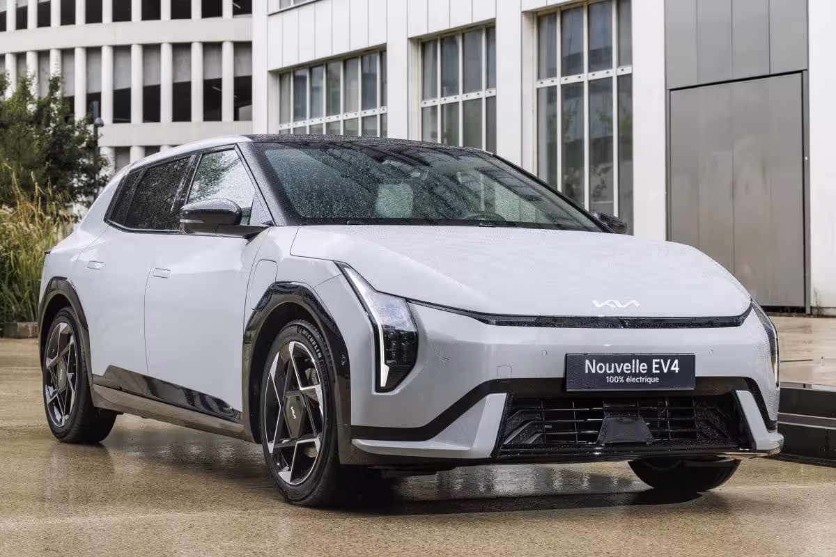 Kia EV4