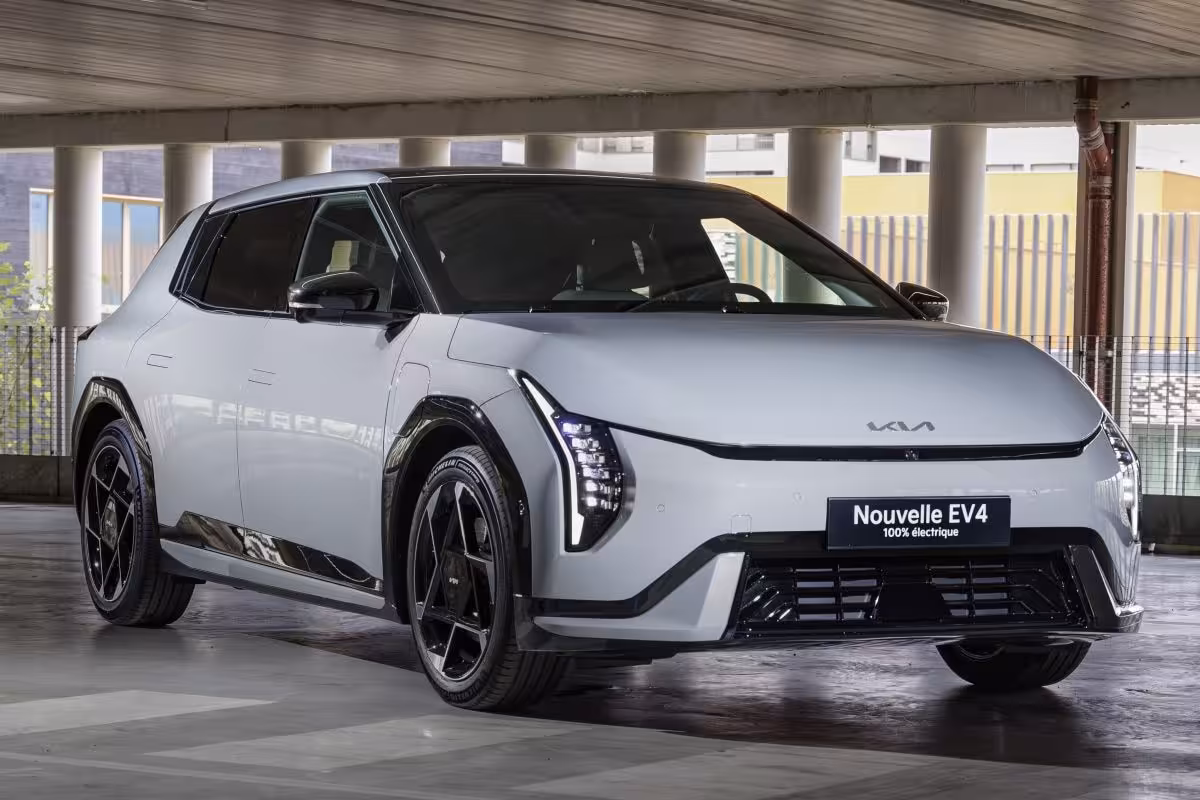 Kia EV4
