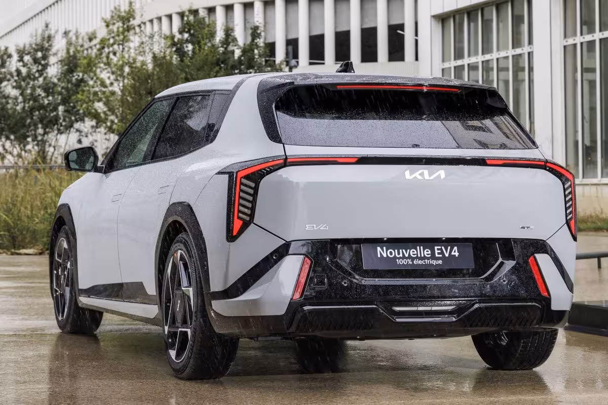 Kia EV4