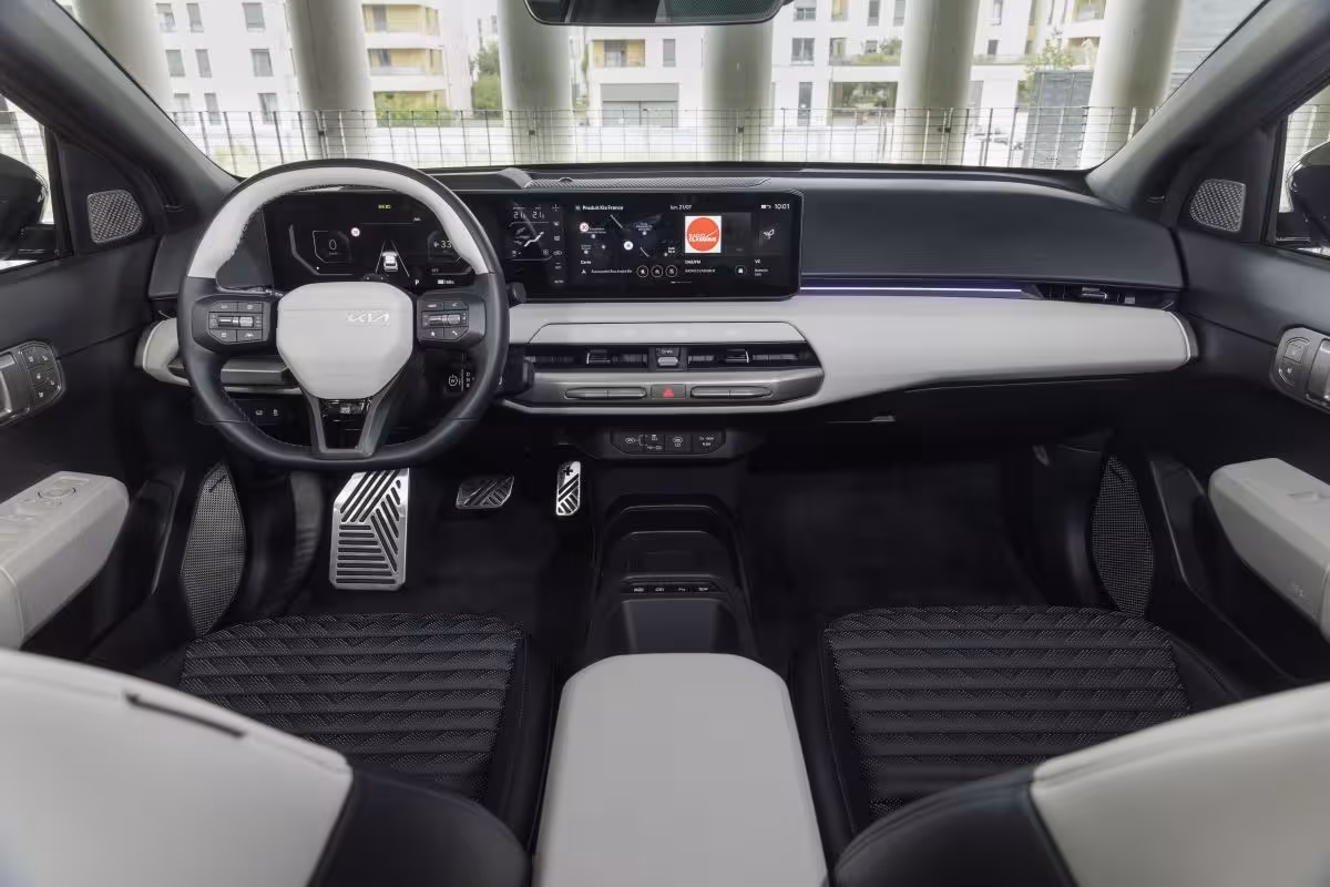 Kia EV4