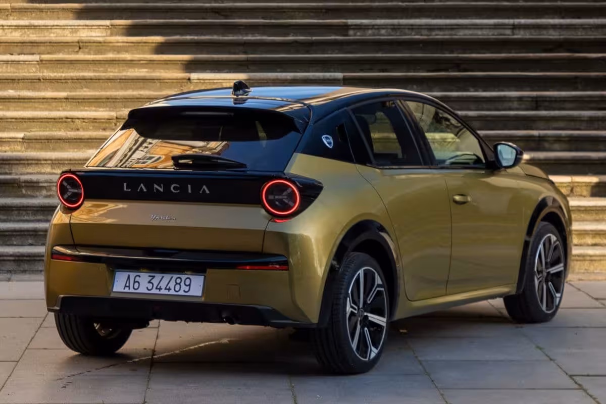 Lancia Ypsilon