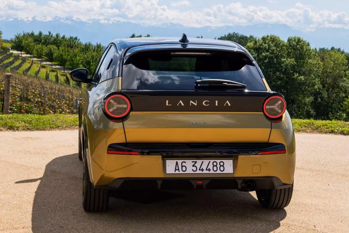 Lancia Ypsilon