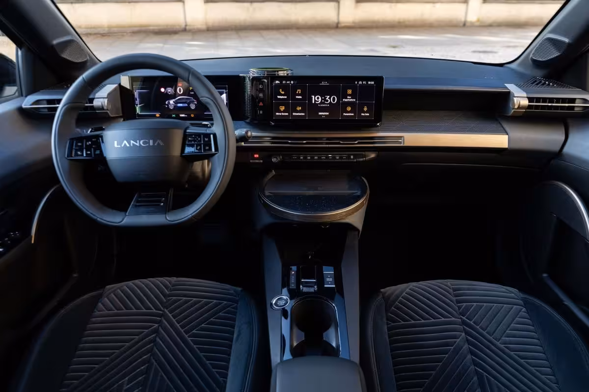 Lancia Ypsilon