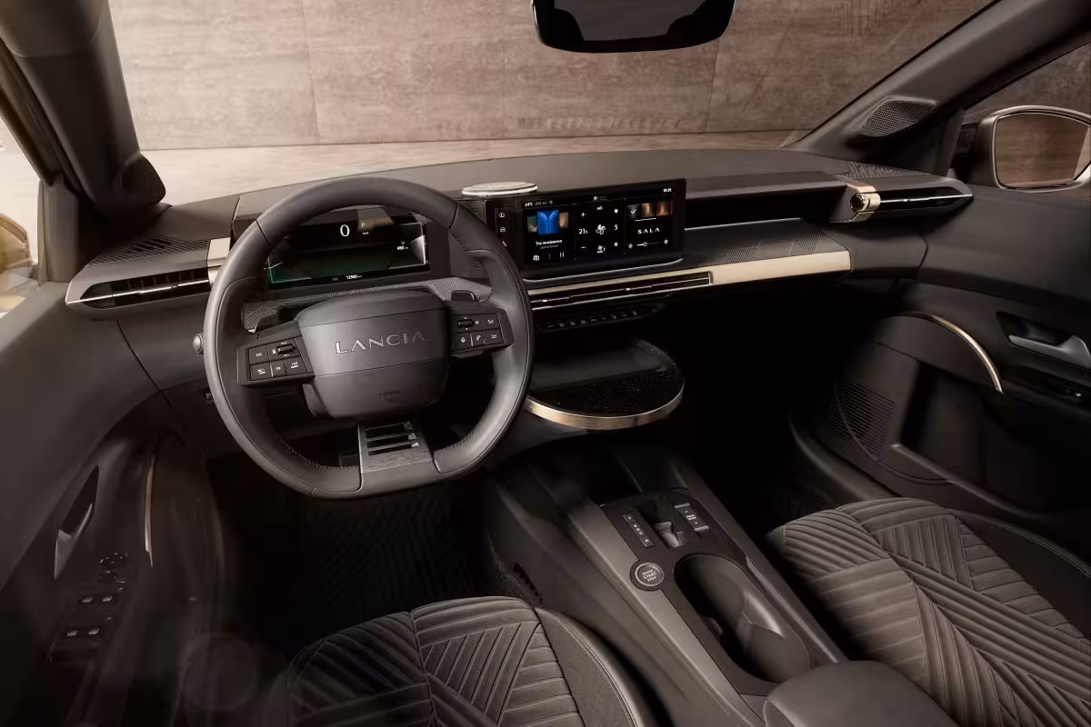 Lancia Ypsilon