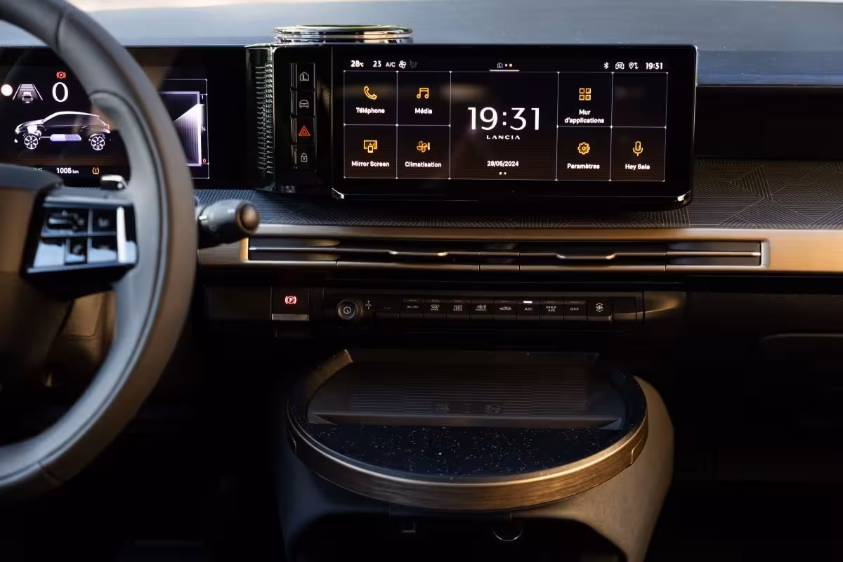 Lancia Ypsilon