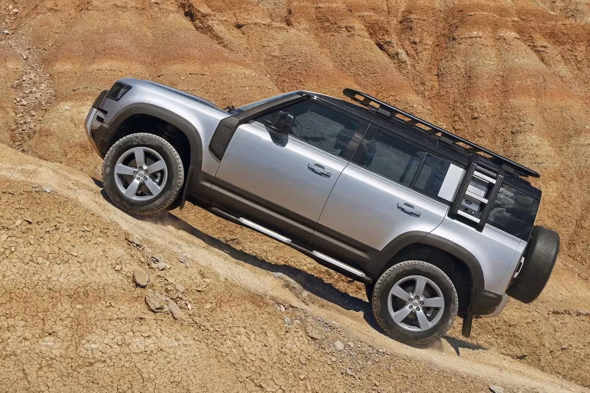 Land Rover Defender 110