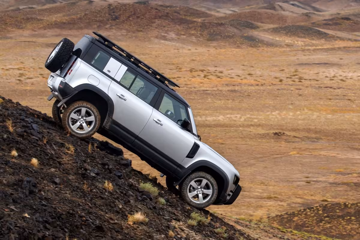 Land Rover Defender 110