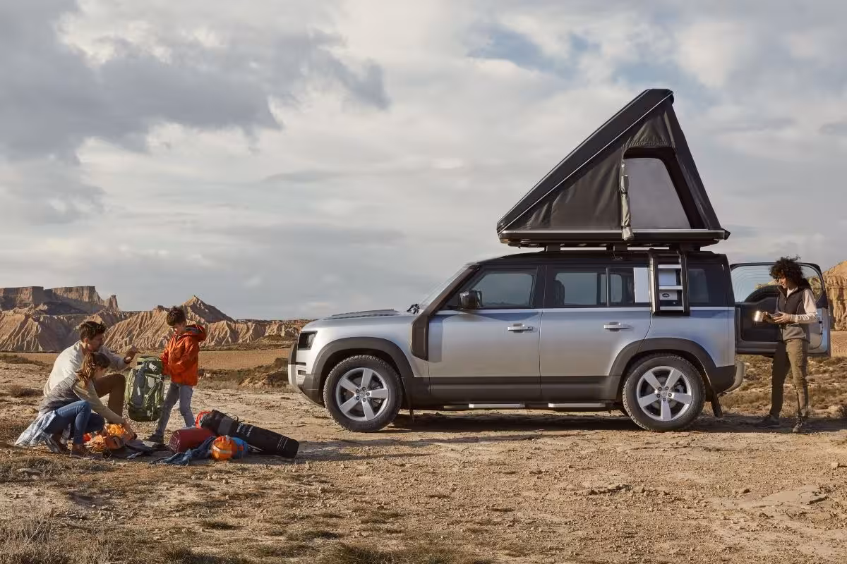 Land Rover Defender 110