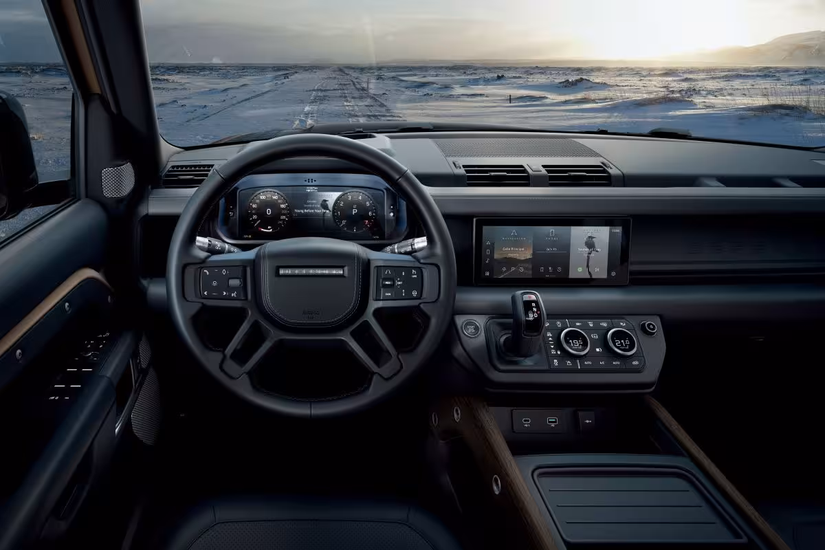 Land Rover Defender 110