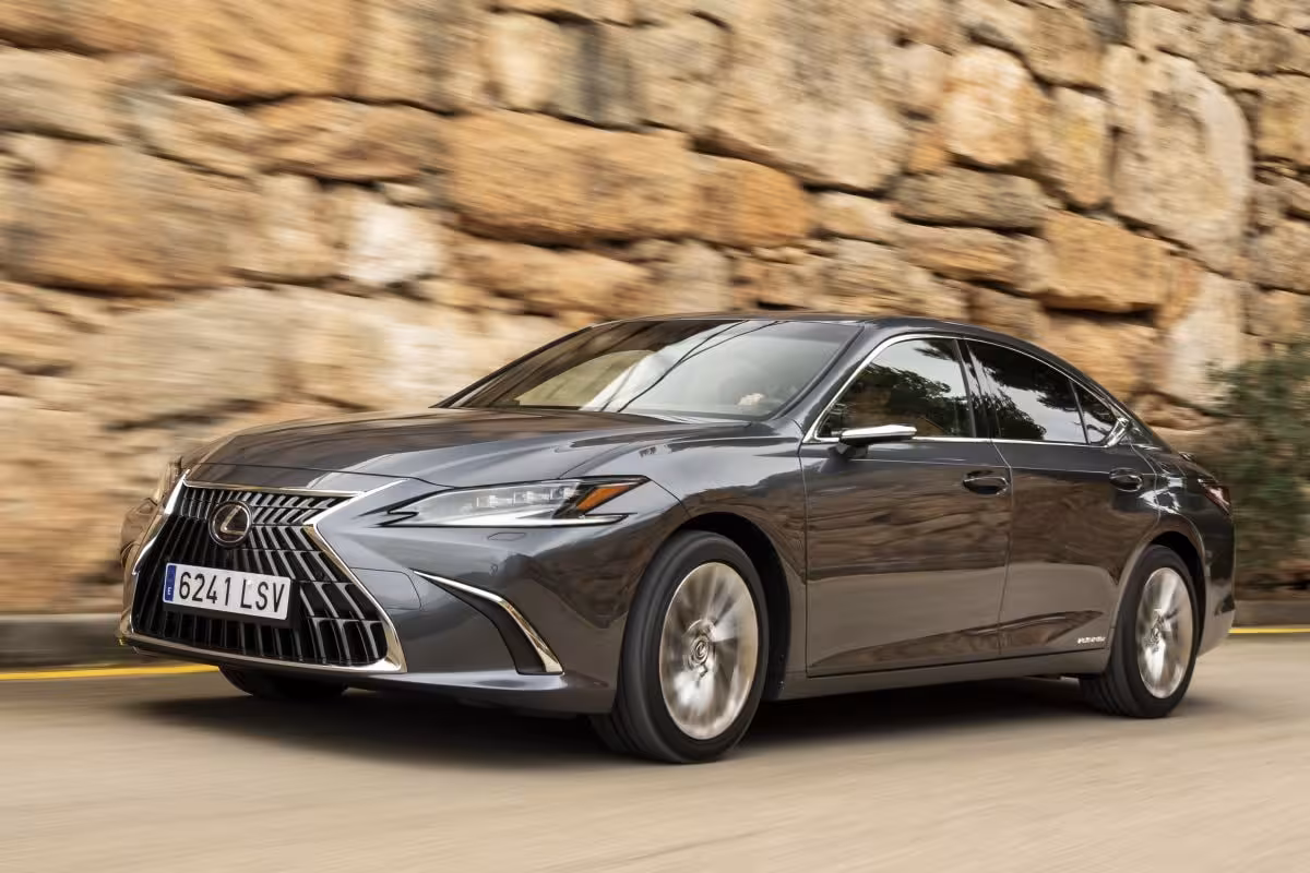 Lexus ES