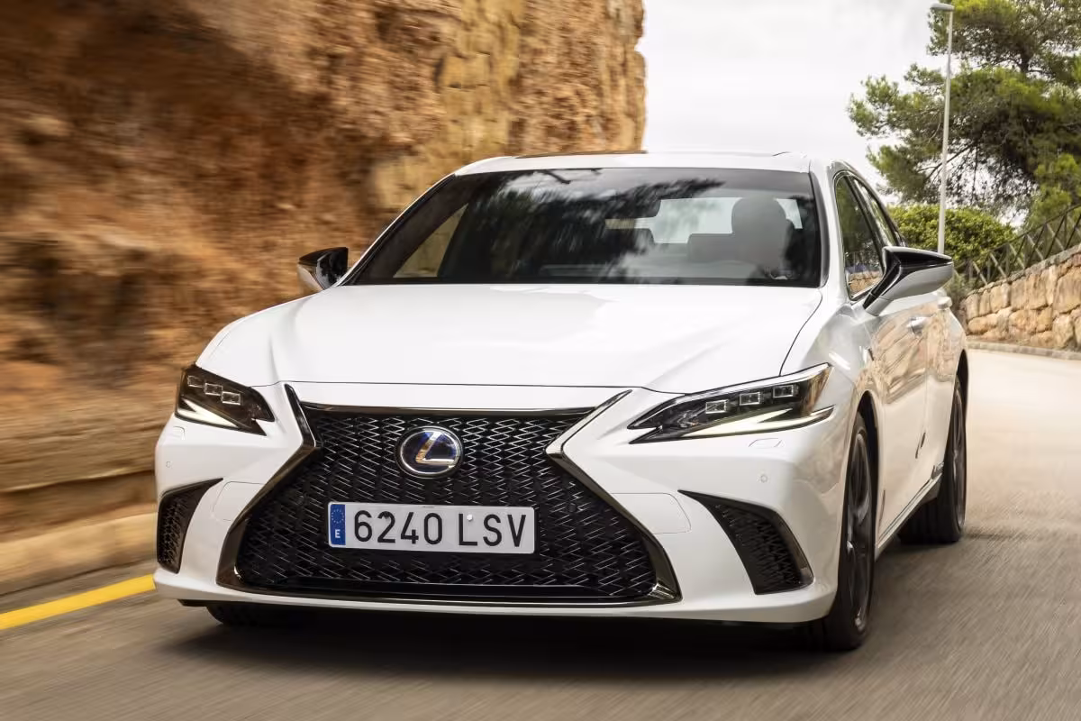 Lexus ES