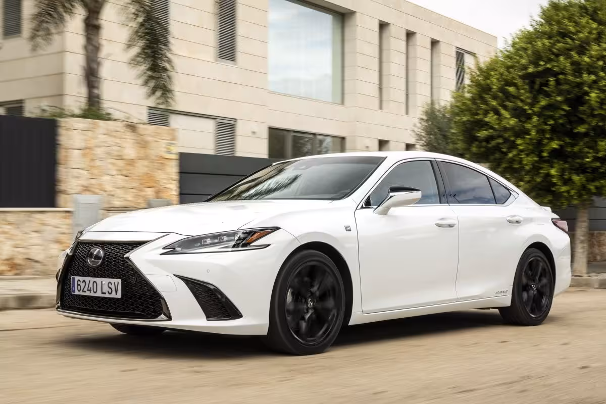 Lexus ES