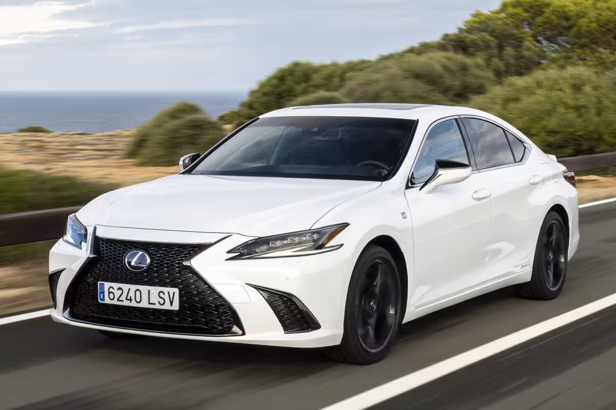 Lexus ES