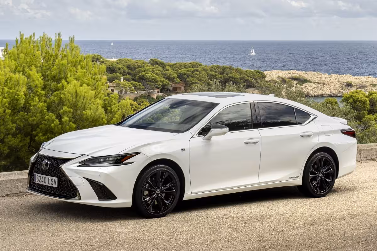Lexus ES