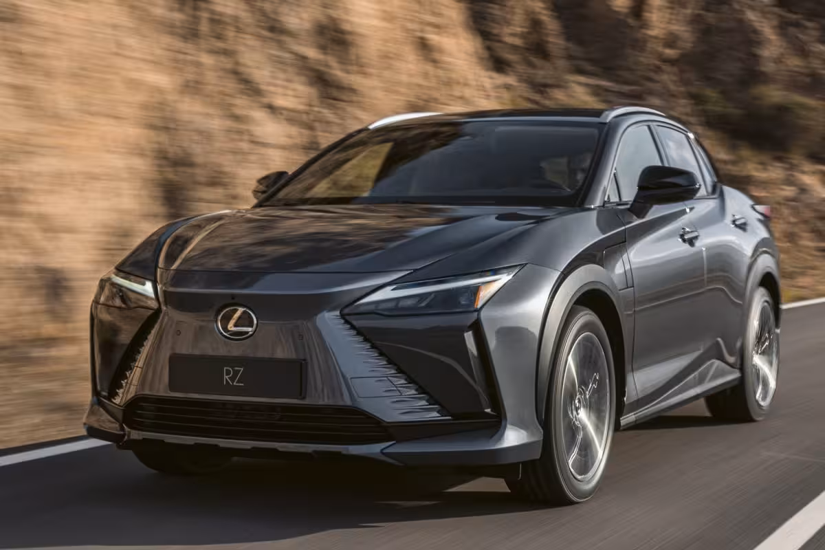 Lexus RZ