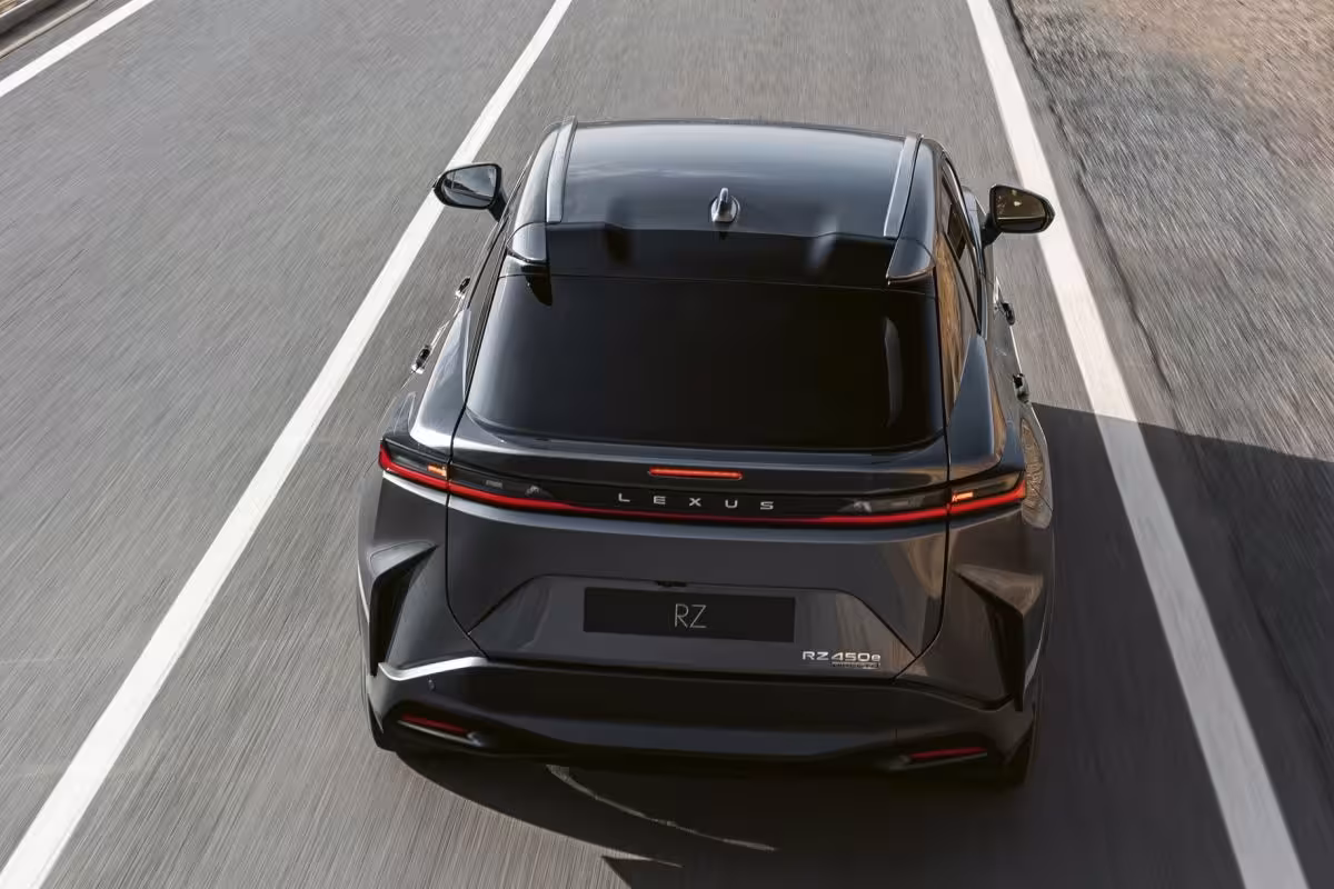 Lexus RZ