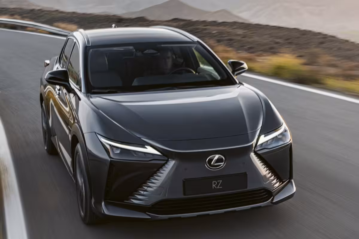 Lexus RZ