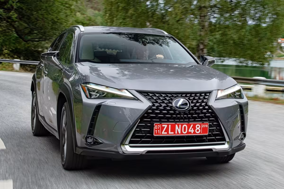 Lexus UX