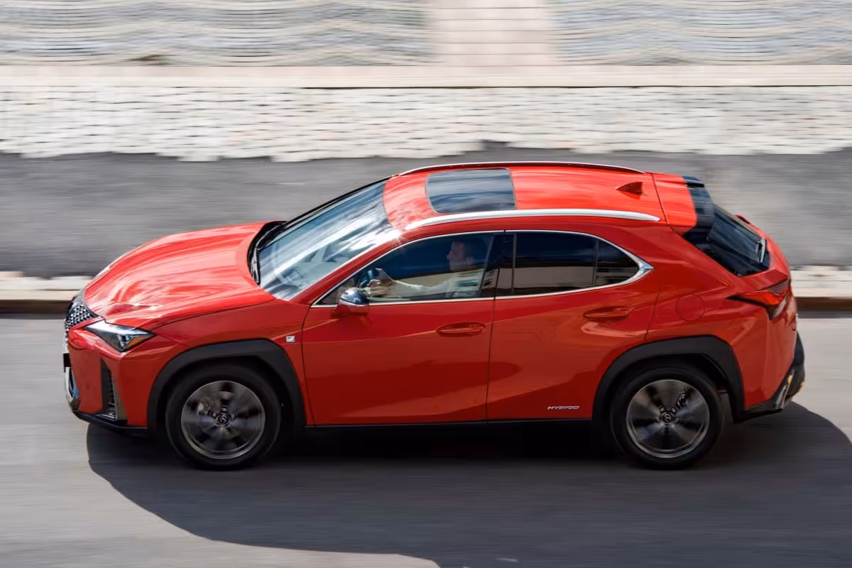 Lexus UX