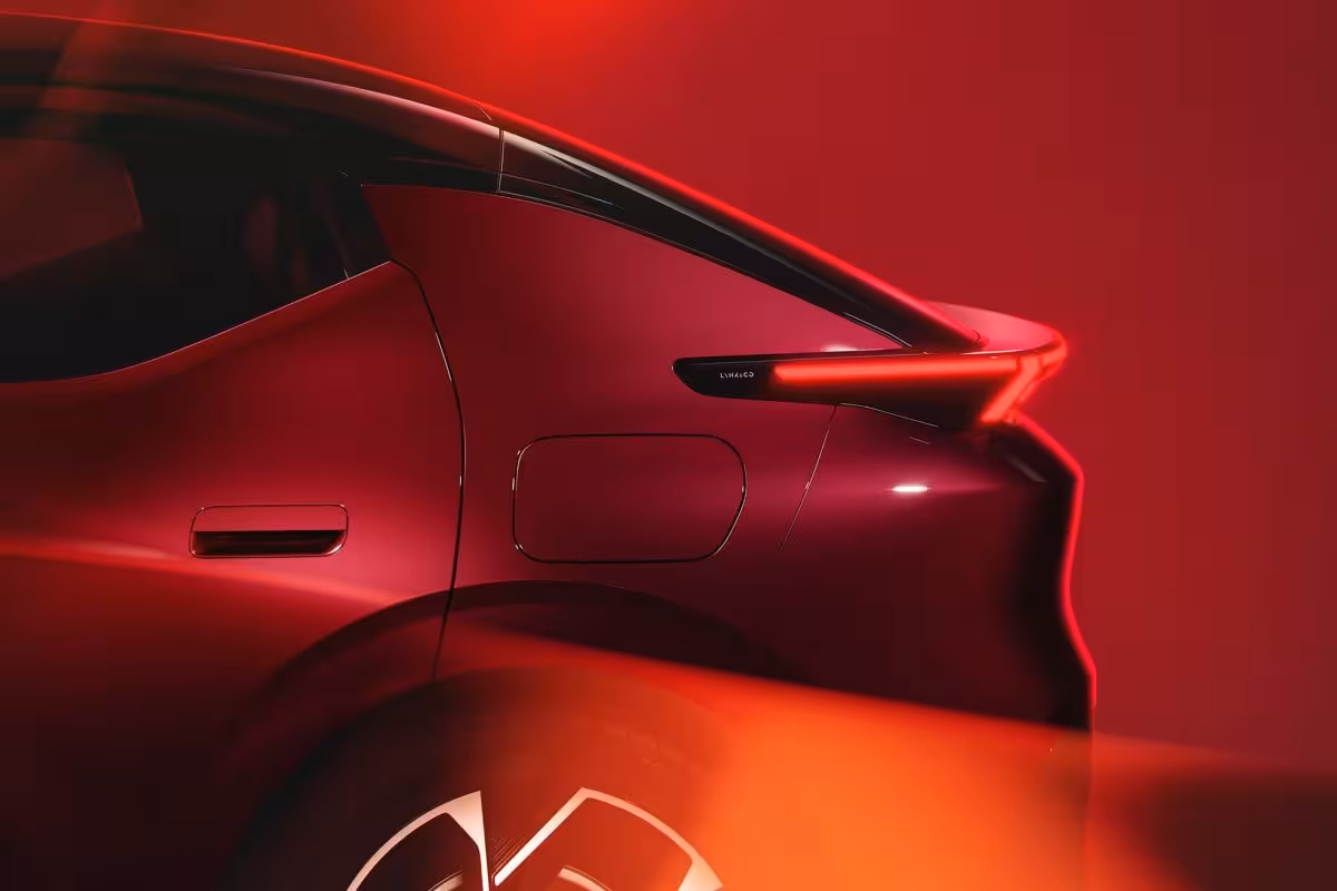 Lynk & Co 02