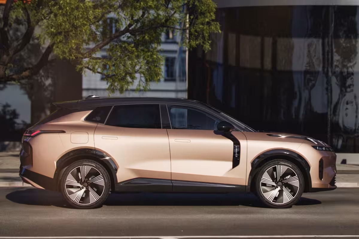 Lynk & Co 08
