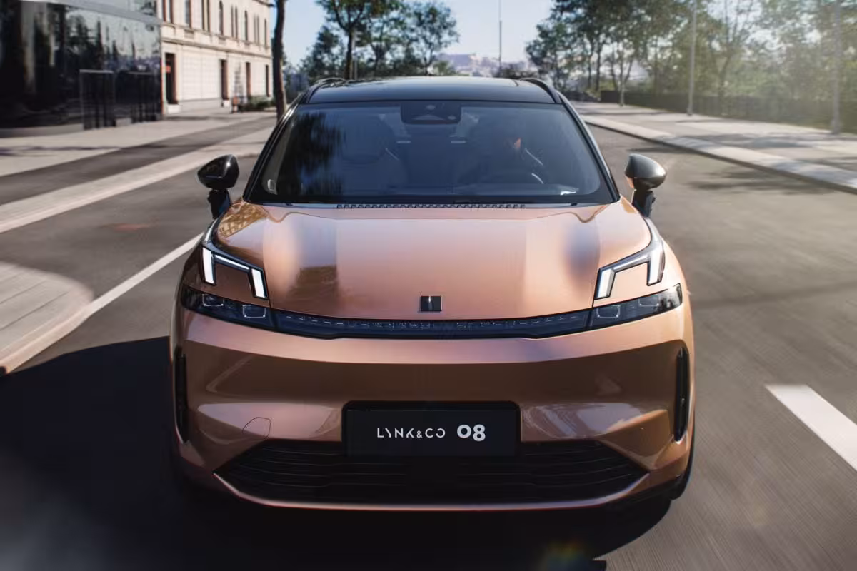Lynk & Co 08