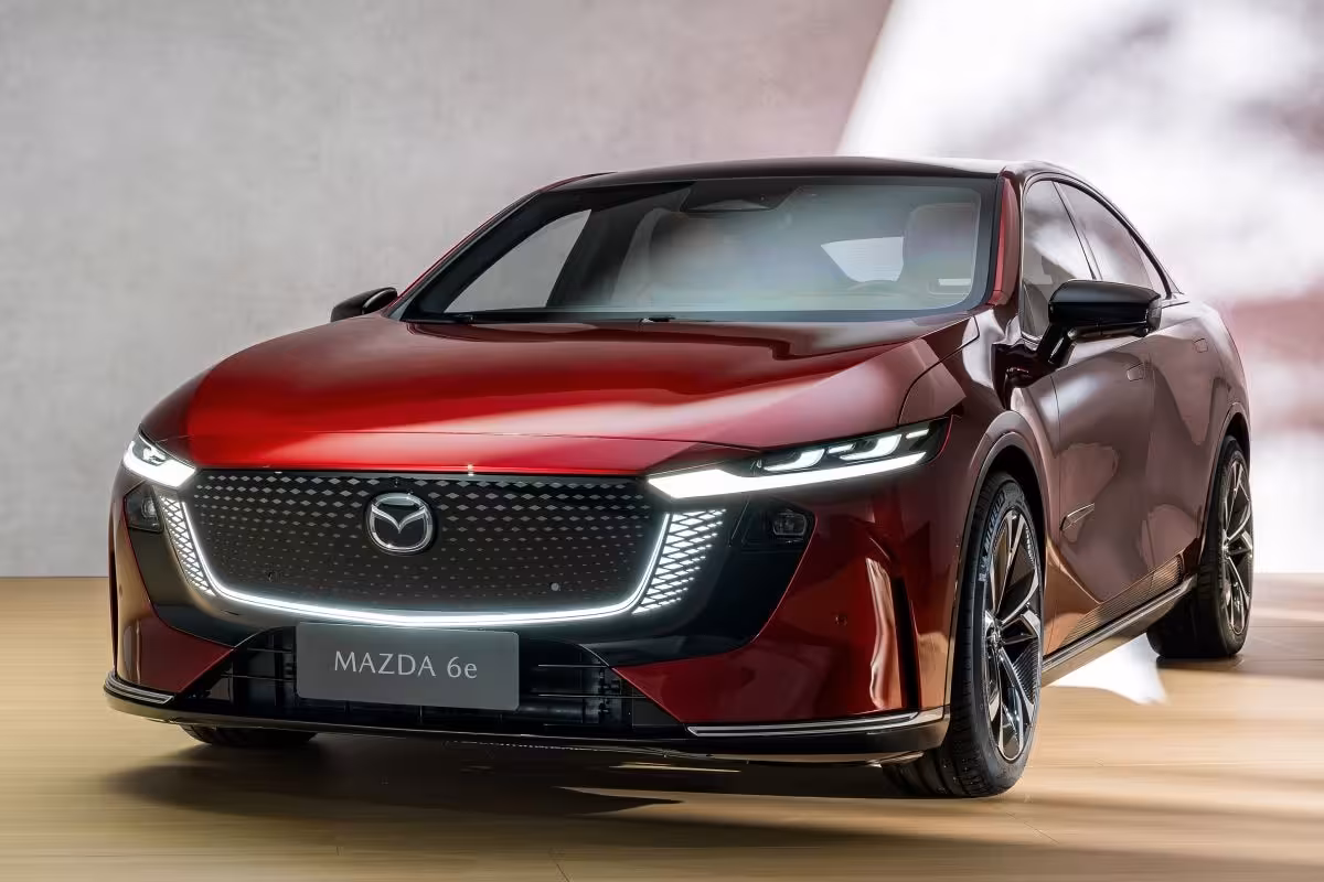 Mazda 6e