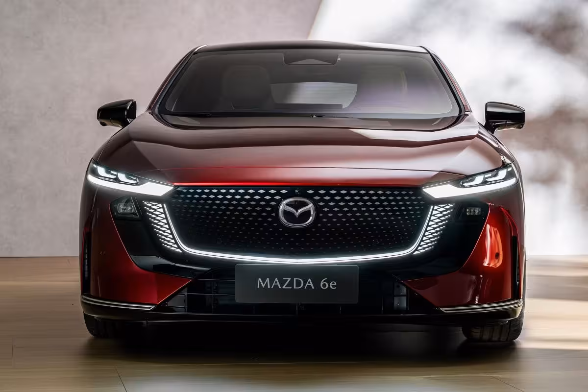 Mazda 6e