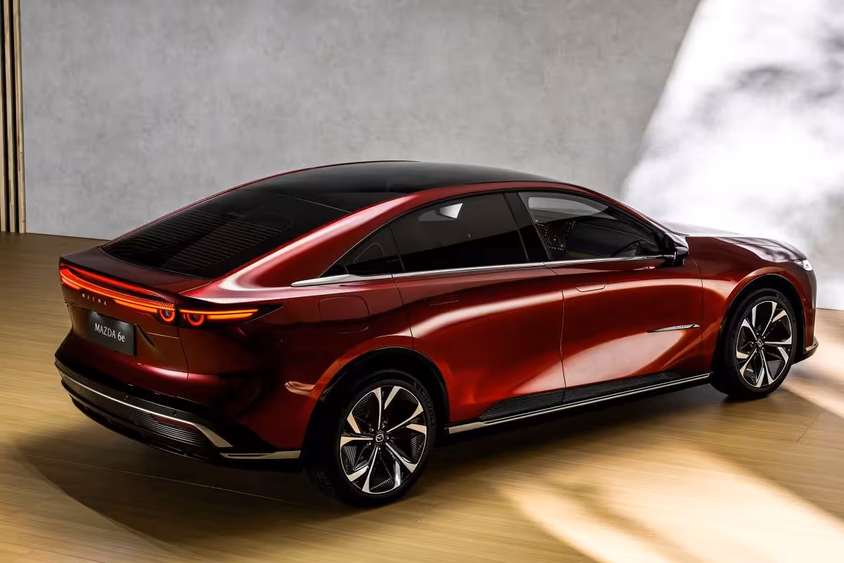 Mazda 6e