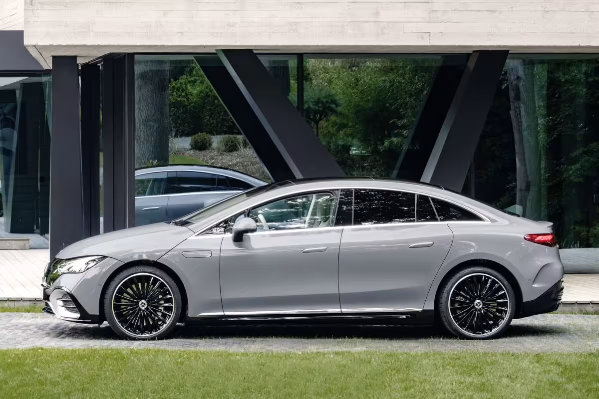 Mercedes-Benz EQE
