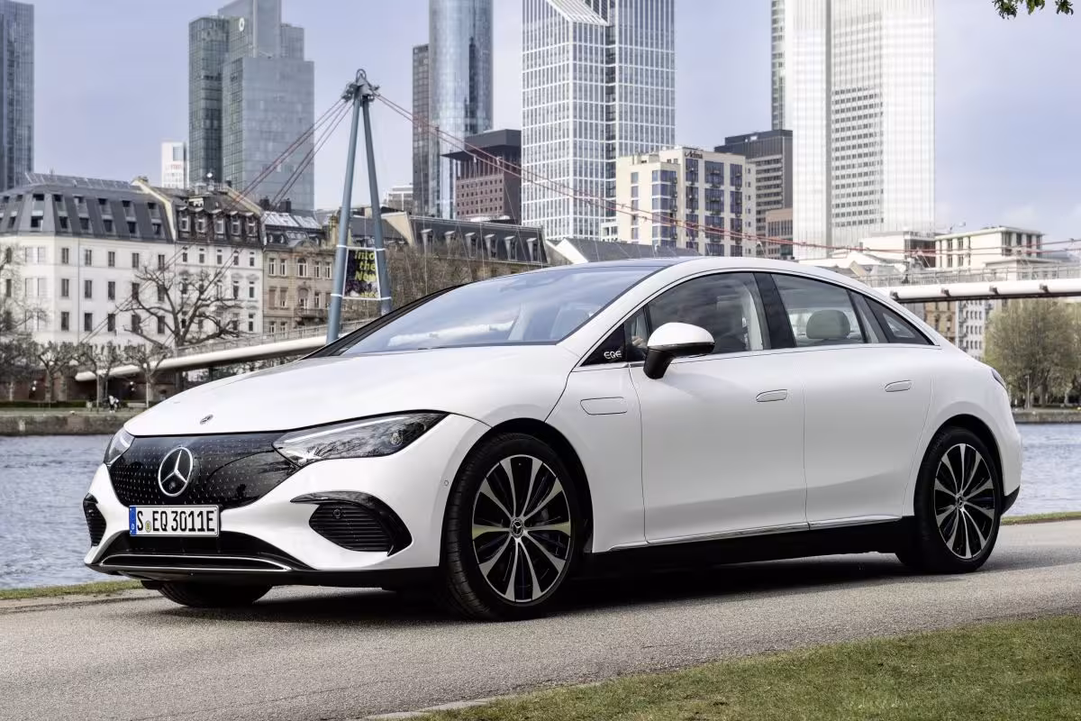 Mercedes-Benz EQE