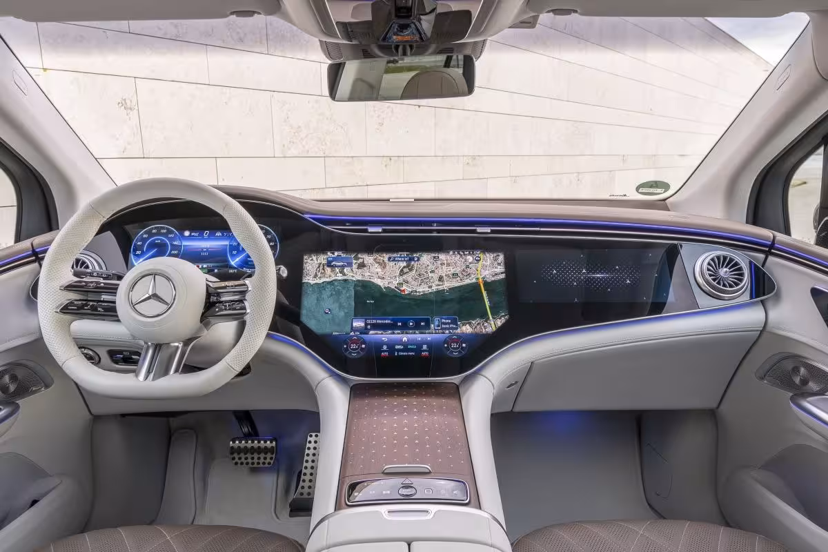 Mercedes-Benz EQE SUV