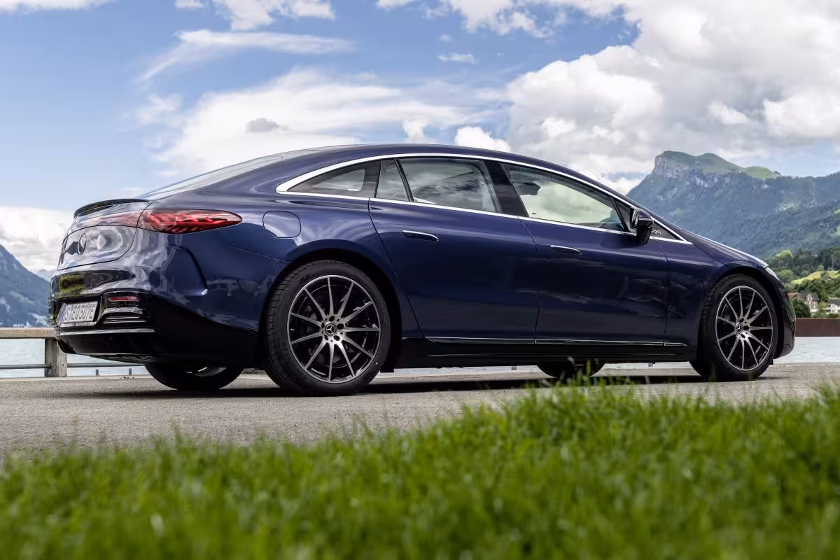 Mercedes-Benz EQS