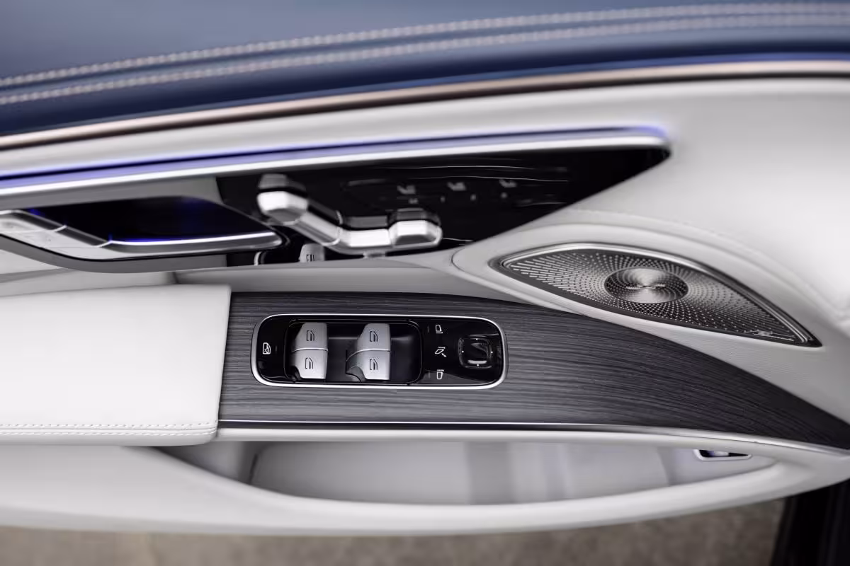 Mercedes-Benz EQS