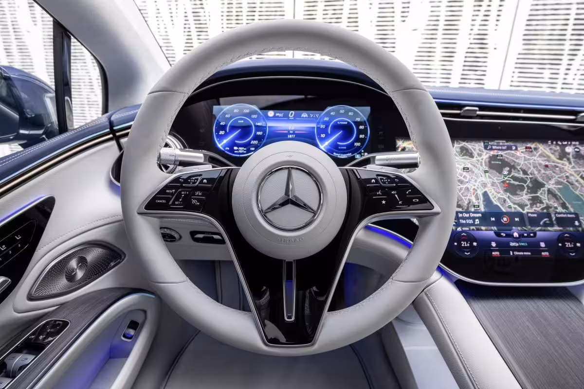 Mercedes-Benz EQS