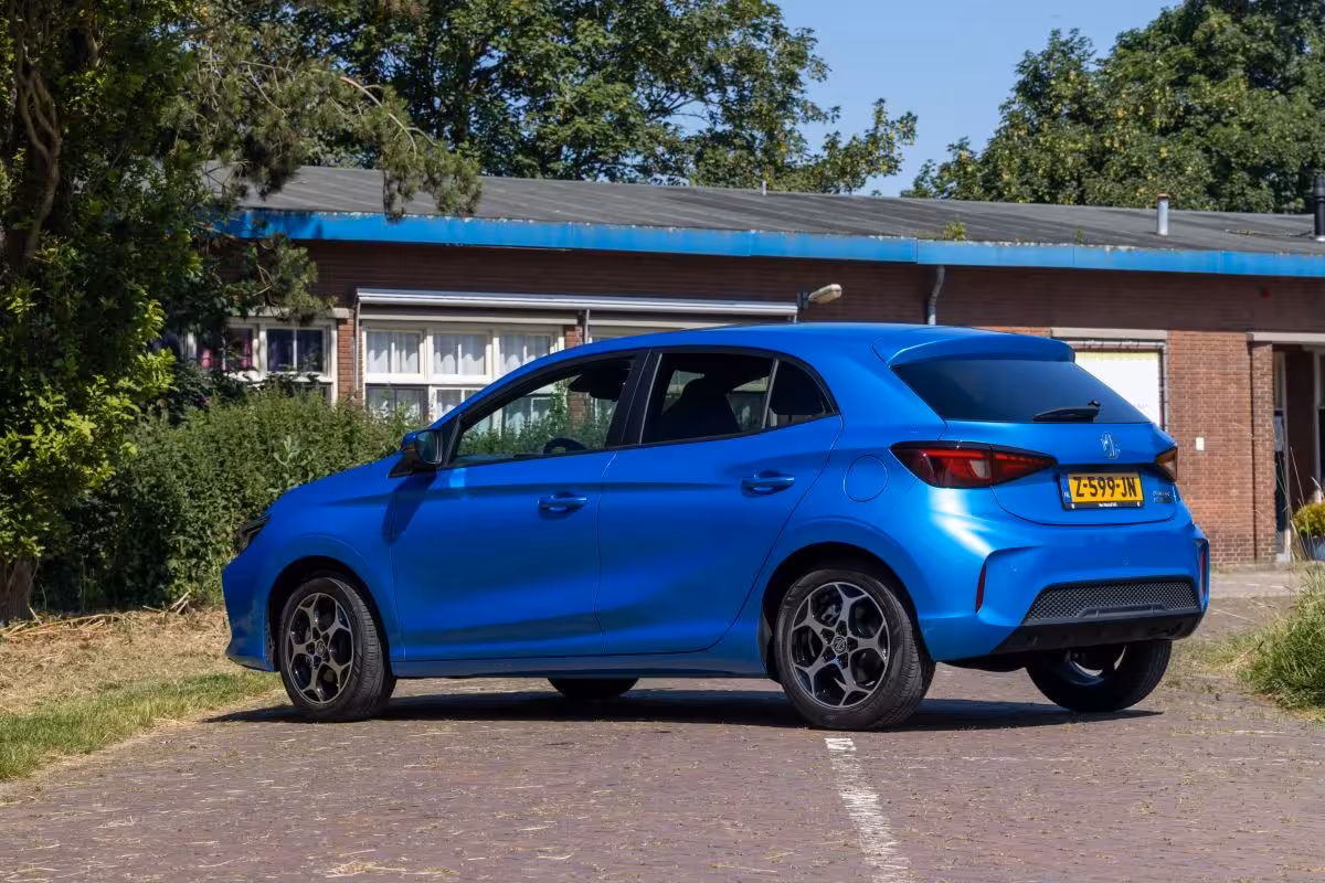 MG 3