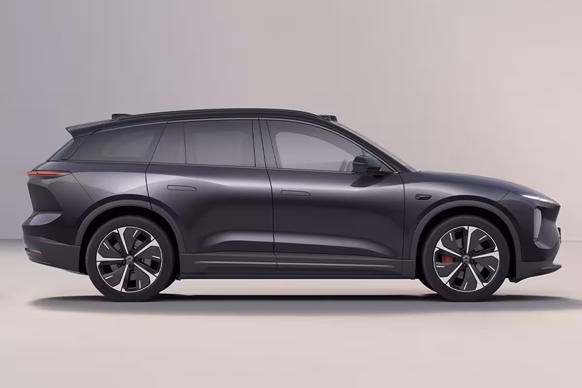NIO EL6