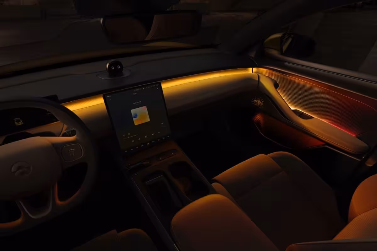 NIO ET5