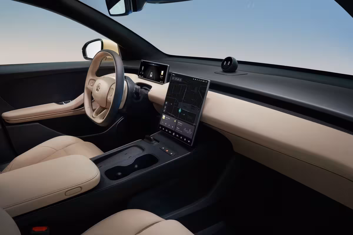 NIO ET5