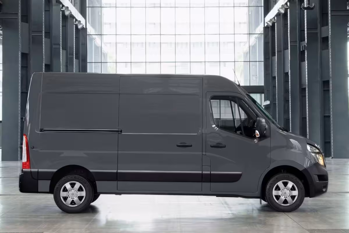 Nissan Interstar
