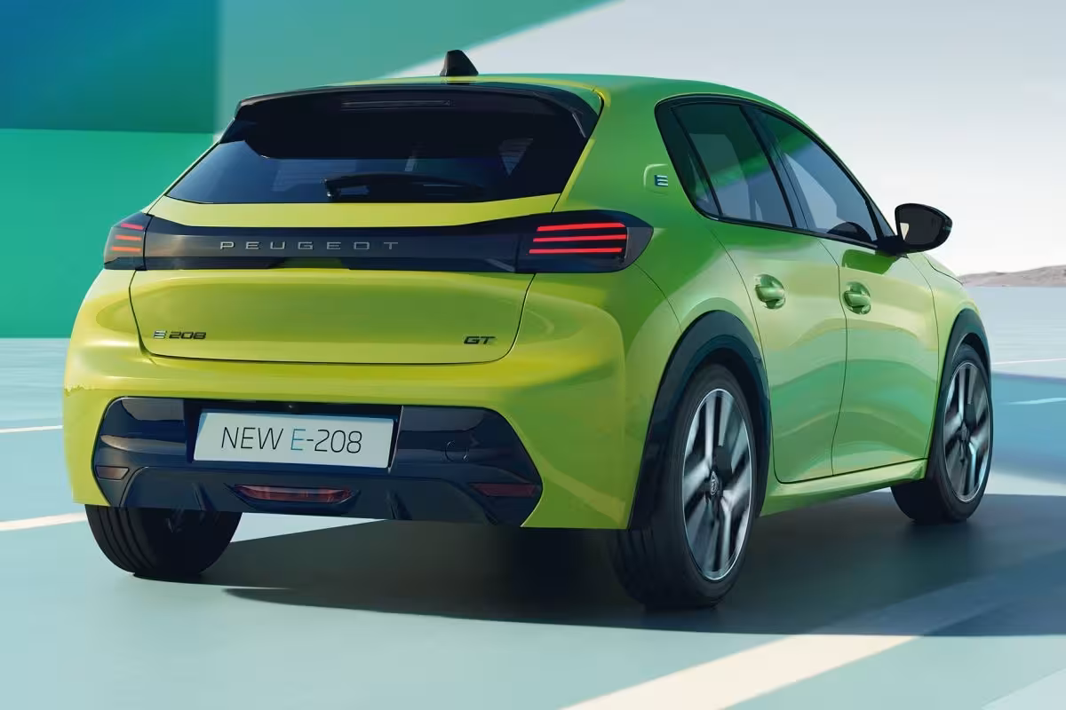 Peugeot e-208