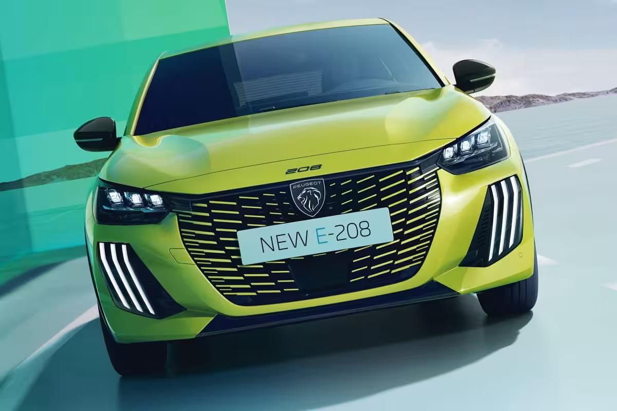 Peugeot e-208