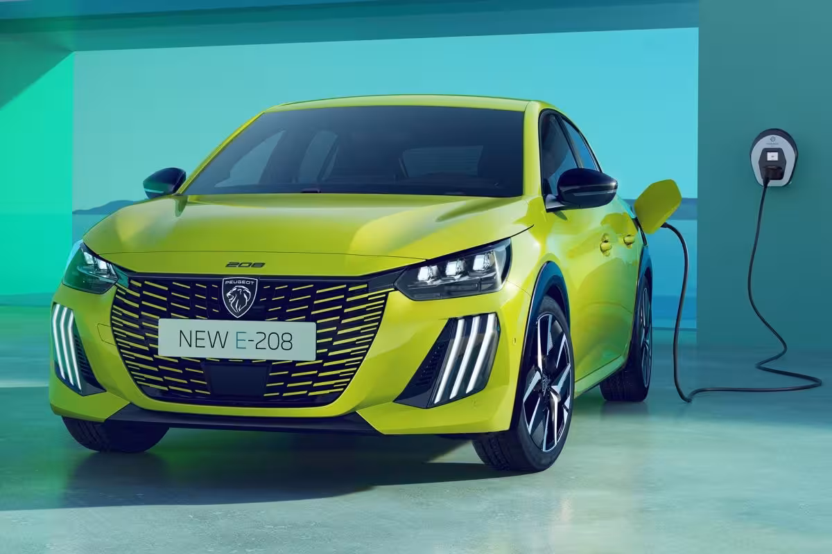 Peugeot e-208
