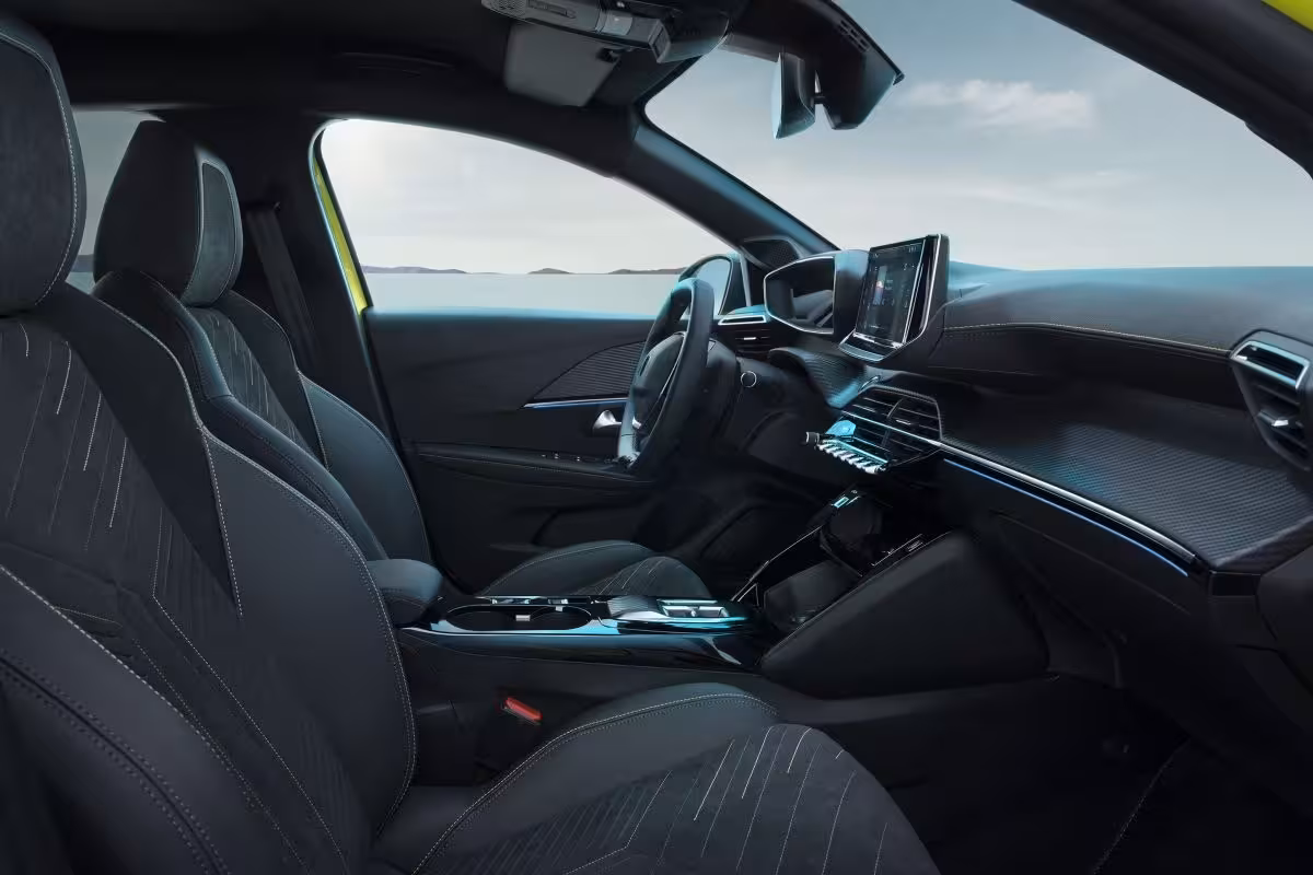 Peugeot e-208