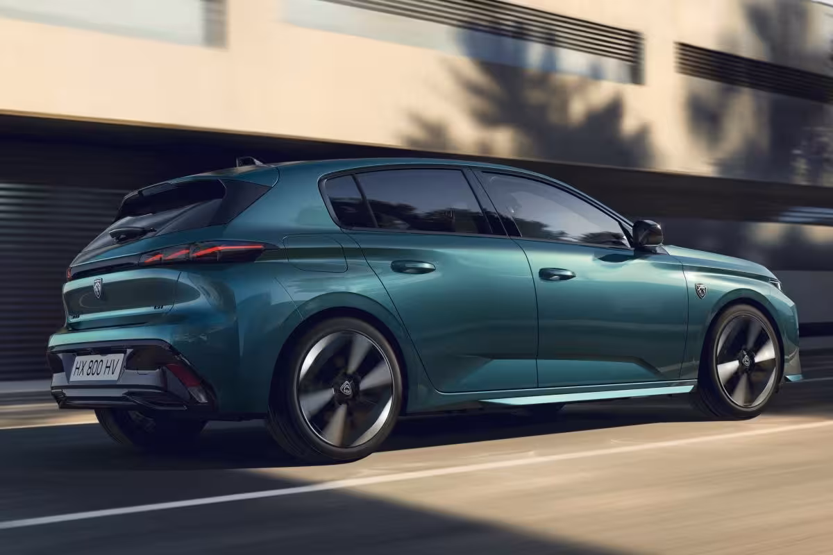 Peugeot e-308