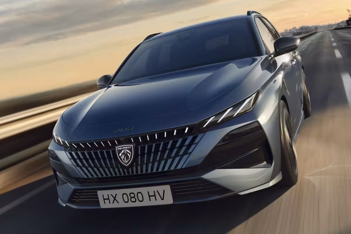 Peugeot e-308 SW