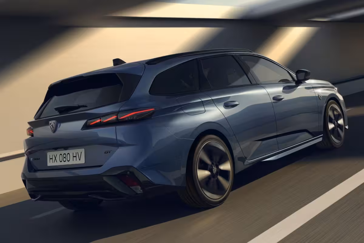 Peugeot e-308 SW