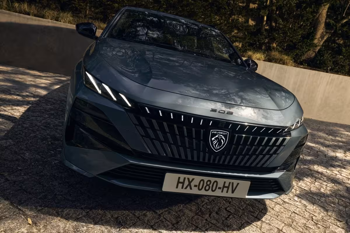Peugeot e-308 SW